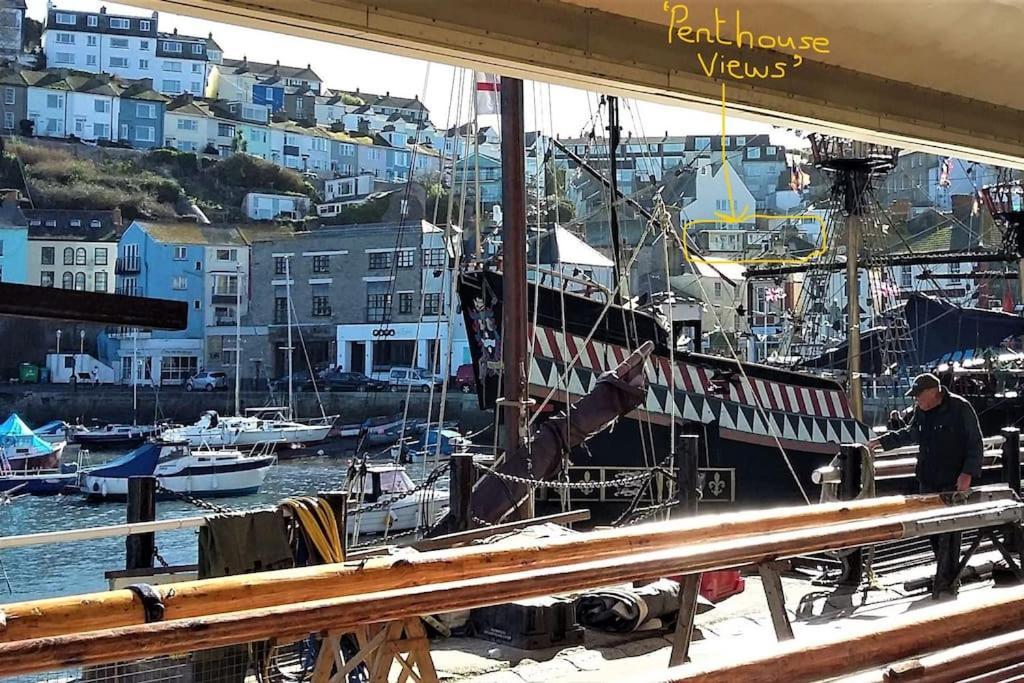 Stunning Penthouse Views To Harbour With Parking. * Brixham